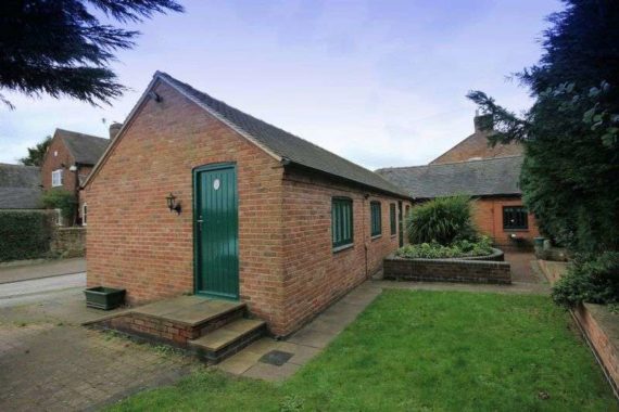 1 Bedroom Detached